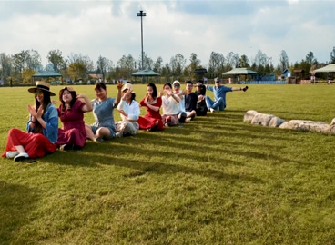 Gníomhaíocht tógála foirne ag páirc Shanghai PaoPao